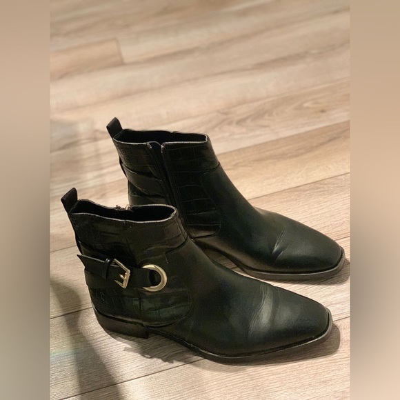 SOLD— Zara Pair of black leather shoes ( boots/ boutine) - Picture 4 of 6